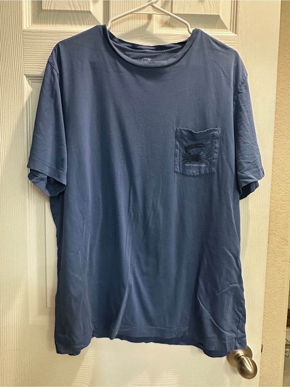 Vineyard Vines Men's Short-Sleeve Pocket Tee in Blue